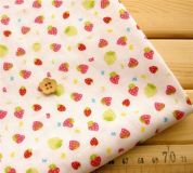 rote pinke gr�ne Erdbeeren Stoff kawaii 0,5m