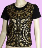 black T-shirt with golden girly skulls size M