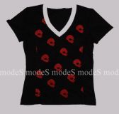 black-red-white T-shirt with many skulls size S