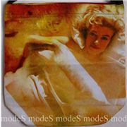 Marilyn Monroe shoulder bag Smiles