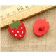 s�sse rote Erdbeere Holzknopf kawaii 1 St�ck