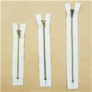 4.6 inch metal zipper in white 11.9cm