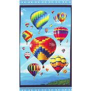 Tissu en coton noir &agrave; panneaux avec des montgolfi&egrave;res multicolores sur un ciel bleu