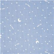 Tissu double gaze bleu clair avec des mini &eacute;toiles et des lunes blanches