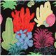 Tissu noir avec des cactus multicolores 0